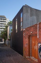 https://images.listonce.com.au/custom/160x/listings/2124-victoria-street-brunswick-east-vic-3057/753/01583753_img_13.jpg?blRbkoSQ_bU