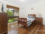 https://images.listonce.com.au/custom/160x/listings/2126-stevedore-street-williamstown-vic-3016/637/01202637_img_09.jpg?YssG6hK6q1Q