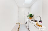 https://images.listonce.com.au/custom/160x/listings/2127-tambet-street-bentleigh-east-vic-3165/495/01721495_img_08.jpg?d0gHzY16aso