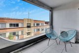 https://images.listonce.com.au/custom/160x/listings/2128-michael-street-brunswick-vic-3056/247/01721247_img_11.jpg?m-JFKrfd4w4