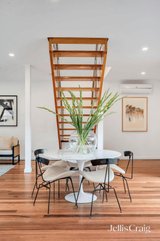 https://images.listonce.com.au/custom/160x/listings/212a-barkly-street-brunswick-vic-3056/985/01750985_img_04.jpg?wDaAUi_xlBc