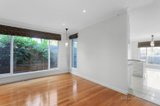 https://images.listonce.com.au/custom/160x/listings/213-glenice-avenue-blackburn-south-vic-3130/995/00658995_img_06.jpg?f5pOwXYGC3U