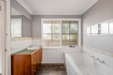 https://images.listonce.com.au/custom/160x/listings/213-kincumber-drive-croydon-vic-3136/790/01736790_img_09.jpg?1BjdFrI2GSQ