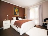 https://images.listonce.com.au/custom/160x/listings/213-mall-court-blackburn-north-vic-3130/081/01744081_img_06.jpg?3leZrM-puHQ