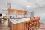 https://images.listonce.com.au/custom/160x/listings/213-mia-mia-road-newstead-vic-3462/251/01979251_img_05.jpg?OwrdaxqYsuY