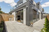 https://images.listonce.com.au/custom/160x/listings/213-quinns-road-bentleigh-east-vic-3165/430/01012430_img_02.jpg?EKoaTvC8CSg