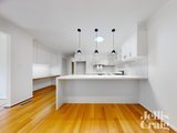 https://images.listonce.com.au/custom/160x/listings/213-sunderland-avenue-ashburton-vic-3147/638/01737638_img_05.jpg?a2qW5R4GmoM