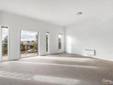 https://images.listonce.com.au/custom/160x/listings/213-tom-roberts-parade-point-cook-vic-3030/353/01613353_img_03.jpg?7wFZU1XuBvA