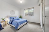 https://images.listonce.com.au/custom/160x/listings/213-valda-avenue-mont-albert-north-vic-3129/086/01547086_img_08.jpg?QEvAP15u2PM