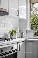 https://images.listonce.com.au/custom/160x/listings/21316-glen-huntly-road-carnegie-vic-3163/768/01404768_img_11.jpg?Bn9zslhoyDw