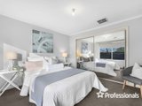 https://images.listonce.com.au/custom/160x/listings/2134-hull-road-croydon-vic-3136/014/01526014_img_09.jpg?pE3v9oC-5x8