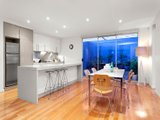 https://images.listonce.com.au/custom/160x/listings/2135-ormond-esplanade-elwood-vic-3184/521/01793521_img_03.jpg?J9vqx8D4jxA