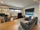 https://images.listonce.com.au/custom/160x/listings/2135-west-fyans-street-newtown-vic-3220/875/01853875_img_03.jpg?A31pfUMEANw