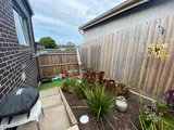 https://images.listonce.com.au/custom/160x/listings/2135-west-fyans-street-newtown-vic-3220/875/01853875_img_08.jpg?hQF1y9xjwi8