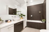 https://images.listonce.com.au/custom/160x/listings/21354-nott-street-port-melbourne-vic-3207/029/01795029_img_08.jpg?k6JA38MJJC4