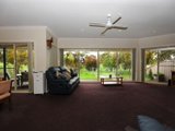 https://images.listonce.com.au/custom/160x/listings/2137-bogong-avenue-invermay-park-vic-3350/626/01575626_img_05.jpg?7ZTtSUOxuFI