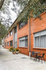 https://images.listonce.com.au/custom/160x/listings/2137-westgarth-street-northcote-vic-3070/252/01578252_img_10.jpg?cUgK0PG6G6Q