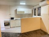 https://images.listonce.com.au/custom/160x/listings/2138-high-street-kew-vic-3101/879/01705879_img_04.jpg?Bj_DH1dP9BQ