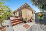 https://images.listonce.com.au/custom/160x/listings/2139-wanda-street-mulgrave-vic-3170/582/01904582_img_06.jpg?7RI5ICX1FCs
