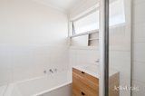 https://images.listonce.com.au/custom/160x/listings/214-16-surrey-road-west-croydon-vic-3136/262/01876262_img_09.jpg?g9CYEBU69Po