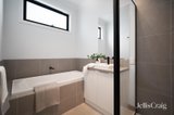 https://images.listonce.com.au/custom/160x/listings/214-brooksbank-court-black-hill-vic-3350/902/01773902_img_11.jpg?lkbo7isv7kI