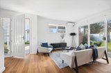 https://images.listonce.com.au/custom/160x/listings/214-carlisle-street-woodend-vic-3442/832/01897832_img_13.jpg?U5mtWBa87i0