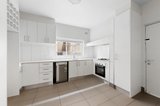 https://images.listonce.com.au/custom/160x/listings/214-chapel-street-st-kilda-vic-3182/944/01947944_img_06.jpg?eywu8DlnYxY