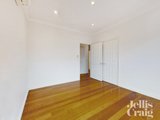 https://images.listonce.com.au/custom/160x/listings/214-clements-street-bentleigh-east-vic-3165/878/01567878_img_10.jpg?YFoMTsHZr9Y