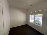 https://images.listonce.com.au/custom/160x/listings/214-corinella-road-woodend-vic-3442/948/01584948_img_02.jpg?uQLiEB-s7v8