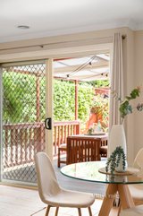 https://images.listonce.com.au/custom/160x/listings/214-drovers-court-vermont-south-vic-3133/463/01474463_img_09.jpg?uMrMW2v1aTA