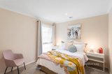 https://images.listonce.com.au/custom/160x/listings/214-drovers-court-vermont-south-vic-3133/463/01474463_img_13.jpg?Hh2oN970FUU