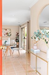 https://images.listonce.com.au/custom/160x/listings/214-drovers-court-vermont-south-vic-3133/463/01474463_img_19.jpg?48TDV5-VvEc