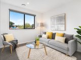 https://images.listonce.com.au/custom/160x/listings/214-lusher-road-croydon-vic-3136/242/01975242_img_01.jpg?bFyfcqk83hA