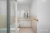 https://images.listonce.com.au/custom/160x/listings/214-mantell-street-doncaster-east-vic-3109/049/01877049_img_07.jpg?YsjIzyv_rt8