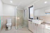 https://images.listonce.com.au/custom/160x/listings/214-melton-grove-croydon-vic-3136/237/01416237_img_10.jpg?Ft38lqu4miw