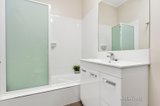 https://images.listonce.com.au/custom/160x/listings/214-shady-grove-nunawading-vic-3131/293/00402293_img_04.jpg?y3qlMcoPSbI