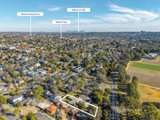 https://images.listonce.com.au/custom/160x/listings/214-templestowe-road-templestowe-lower-vic-3107/450/01721450_img_10.jpg?a6mro1g5D-0