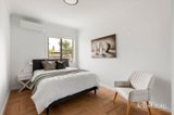 https://images.listonce.com.au/custom/160x/listings/2143-rathcown-road-reservoir-vic-3073/113/01816113_img_09.jpg?kjxE7FlszOA