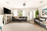 https://images.listonce.com.au/custom/160x/listings/215-17-shenfield-avenue-chelsea-vic-3196/065/01909065_img_02.jpg?lstBF7JiKtc