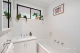 https://images.listonce.com.au/custom/160x/listings/215-andrew-street-ringwood-vic-3134/096/01950096_img_07.jpg?jM904TdhQ_Q