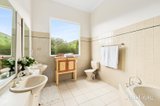 https://images.listonce.com.au/custom/160x/listings/215-archibald-road-newlyn-vic-3364/811/01810811_img_15.jpg?4mVL9K2LAEA