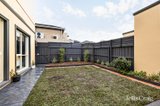 https://images.listonce.com.au/custom/160x/listings/215-caleb-street-bentleigh-east-vic-3165/278/01739278_img_12.jpg?7y9ZTug0Jio