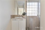 https://images.listonce.com.au/custom/160x/listings/215-cecil-street-eltham-vic-3095/085/01780085_img_13.jpg?DnfHWZt4cfc
