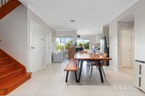 https://images.listonce.com.au/custom/160x/listings/215-emerald-street-mount-waverley-vic-3149/614/01986614_img_05.jpg?5SmdXwn6hI0
