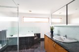 https://images.listonce.com.au/custom/160x/listings/215-gillies-street-fairfield-vic-3078/063/00728063_img_11.jpg?tyaVlGZ9AiM