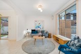 https://images.listonce.com.au/custom/160x/listings/215-gilmour-road-bentleigh-vic-3204/719/01852719_img_07.jpg?91KmTM7VNuw