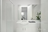 https://images.listonce.com.au/custom/160x/listings/215-hyland-street-south-yarra-vic-3141/653/01796653_img_07.jpg?ciw1Z1vHCmU