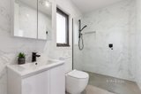 https://images.listonce.com.au/custom/160x/listings/215-kevin-street-mount-waverley-vic-3149/330/01398330_img_10.jpg?uMt59cZBk1Q