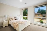 https://images.listonce.com.au/custom/160x/listings/215-laurie-road-doncaster-east-vic-3109/662/01540662_img_06.jpg?E0R0uLmfoKU