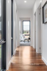 https://images.listonce.com.au/custom/160x/listings/215-looker-road-montmorency-vic-3094/824/01329824_img_11.jpg?TEMSXaj2jqM